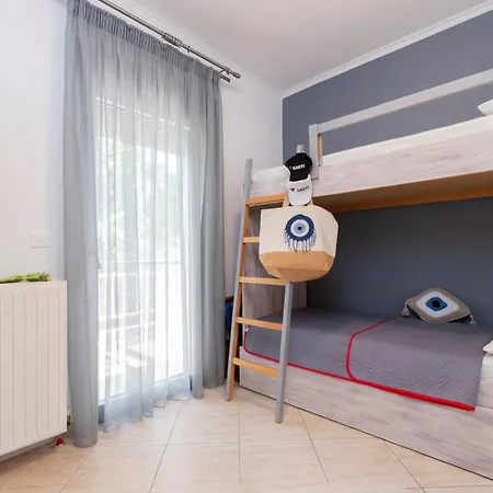 Apartament House Niki