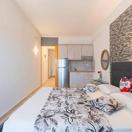 House Niki Апартаменты *