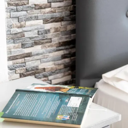 Lejlighed House Niki Sarti