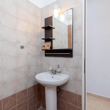 דירה House Niki *