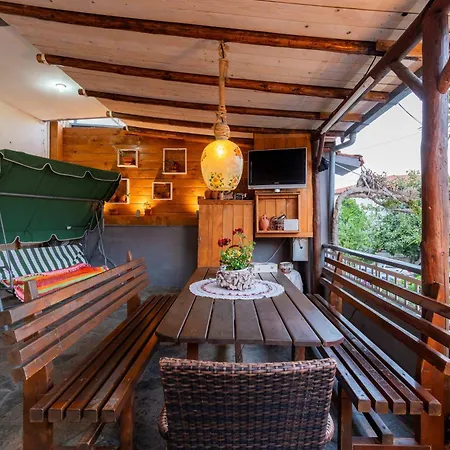 House Niki *