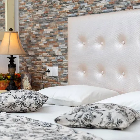 House Niki * 사르티